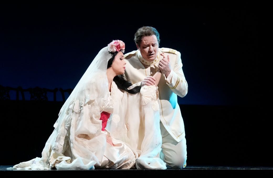 Aleksandra Kurzak (Cio-Cio-San) and Matthew Polenzani (Pinkerton) &copy; Ken Howard | Met Opera