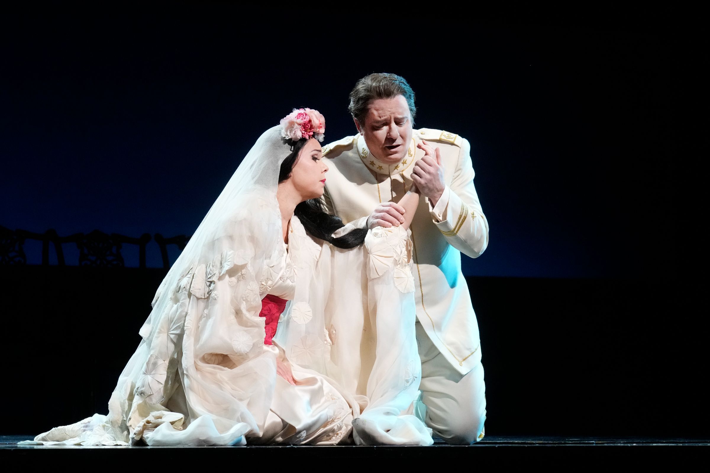 Aleksandra Kurzak (Cio-Cio-San) and Matthew Polenzani (Pinkerton) &copy; Ken Howard | Met Opera