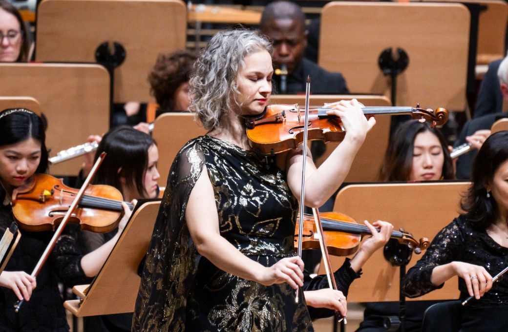 Hilary Hahn and the New York Philharmonic &copy; Chris Lee