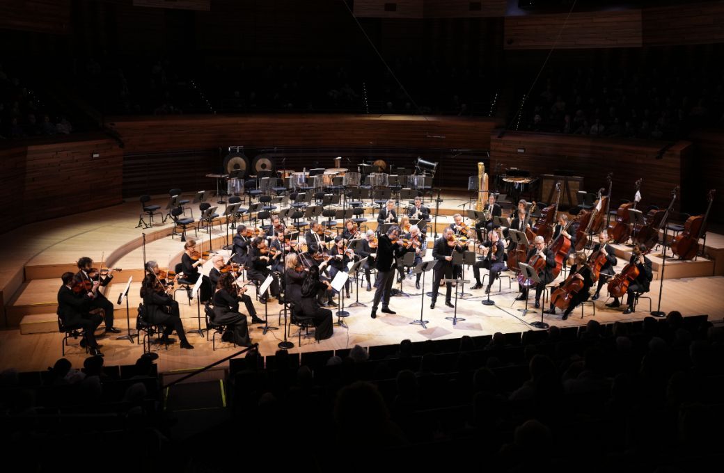 Leonidas Kavakos, Antoine Tamestit et l'Orchestre Philharmonique de Radio France © Christophe Abramowitz / Radio France
