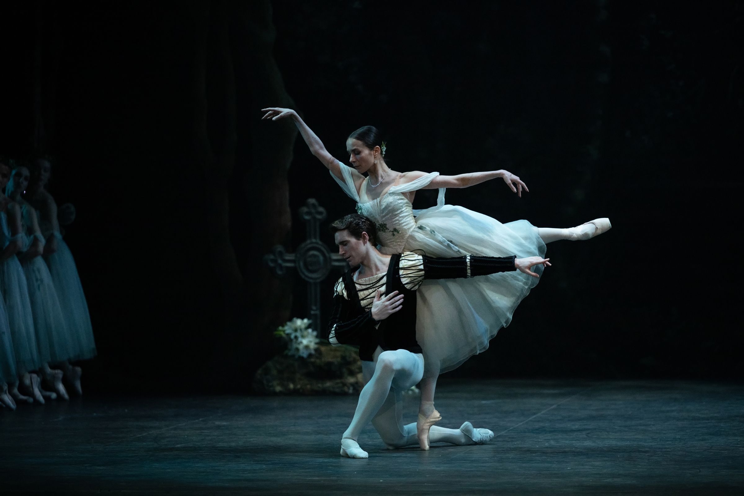 Katja Khaniukova as Giselle and Aitor Arrieta as Albrecht in Mary Skeaping's <i>Giselle</i> &copy; Laurent Liotardo
