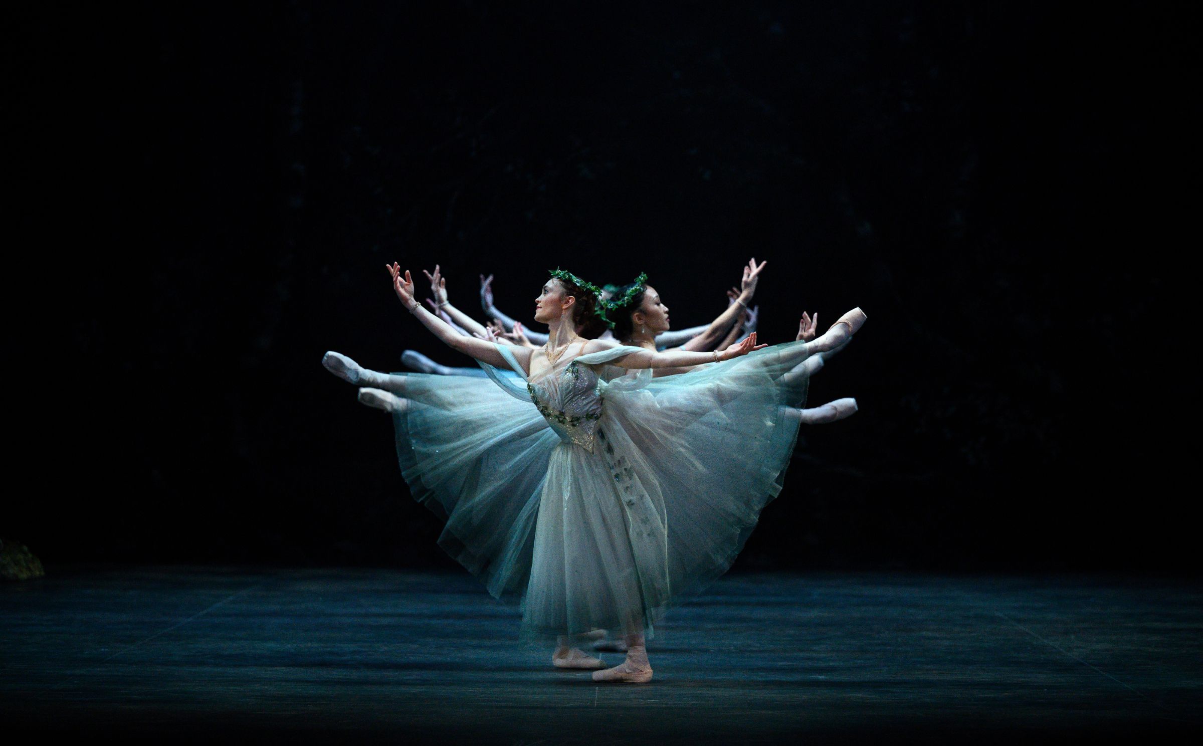 English National Ballet in Act 2 of Mary Skeaping's <i>Giselle</i> &copy; Laurent Liotardo
