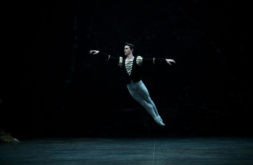 Aitor Arrieta as Albrecht in Mary Skeaping's <i>Giselle</i> &copy; Laurent Liotardo