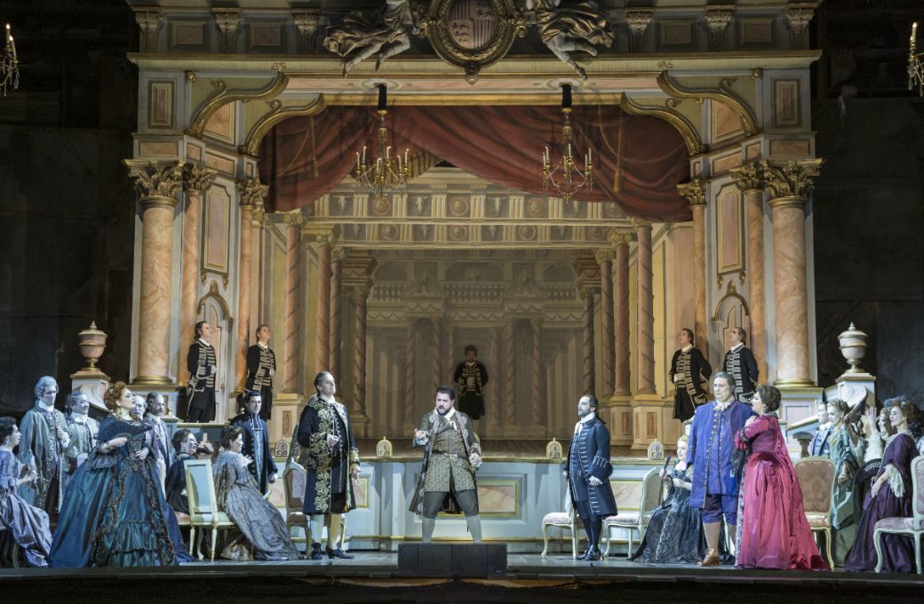 <i>Adriana Lecouvreur</i> &agrave; l'Op&eacute;ra Bastille &copy; S&eacute;bastien Math&eacute; / Op&eacute;ra national de Paris