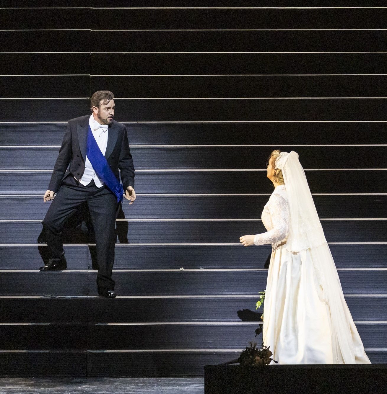 John Osborn (Arrigo) und Rachel Willis-Sørensen (Herzogin Elena) © Stephan Brückler