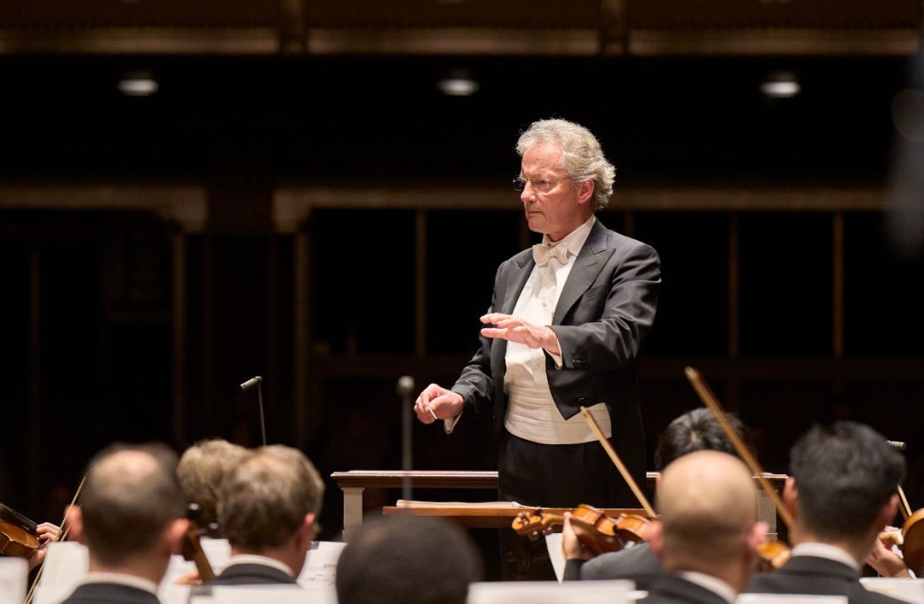 Franz Welser-M&ouml;st &copy; Roger Mastroianni, courtesy of The Cleveland Orchestra