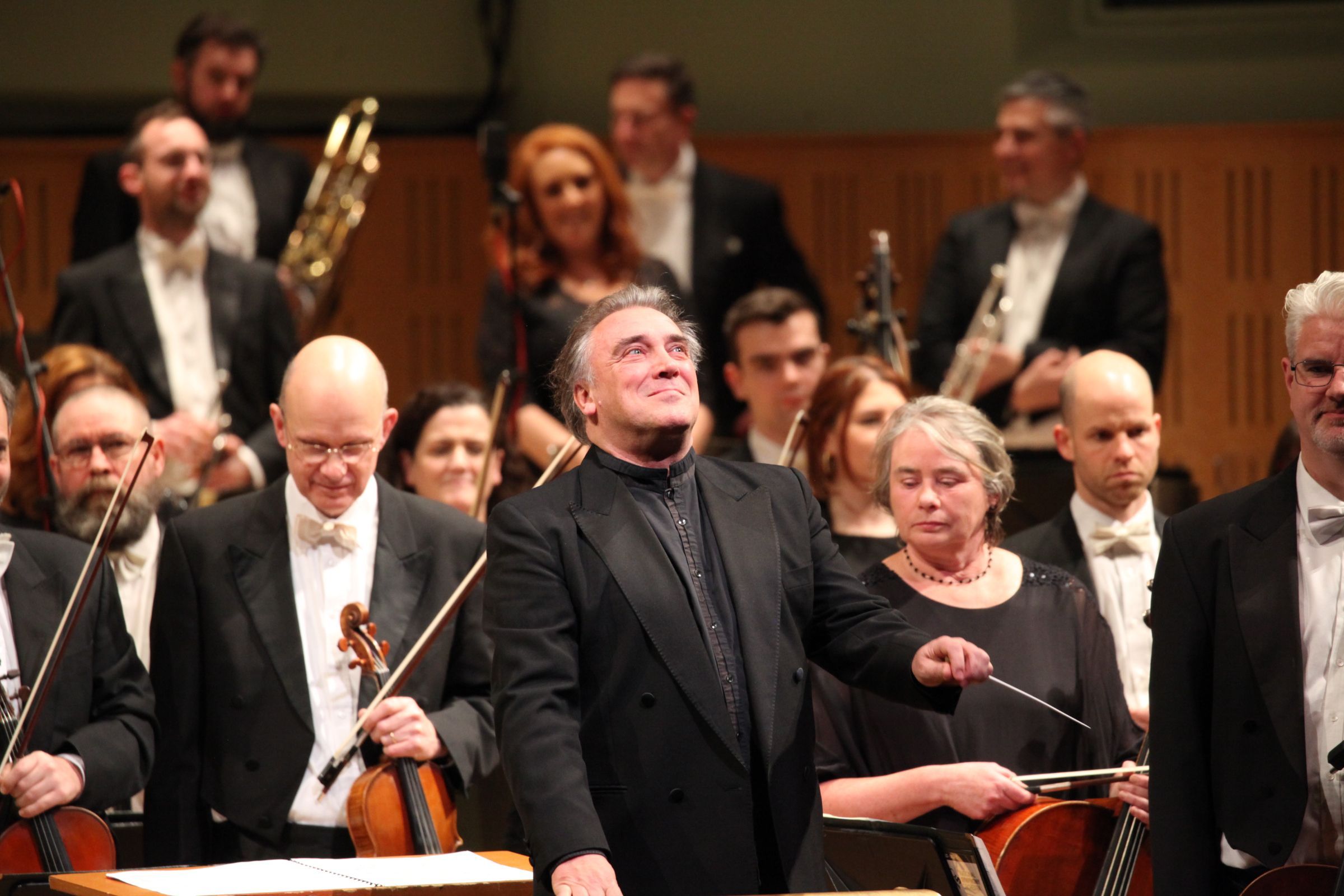 Jaime Martín and the National Symphony Orchestra &copy; Aisling McCarthy