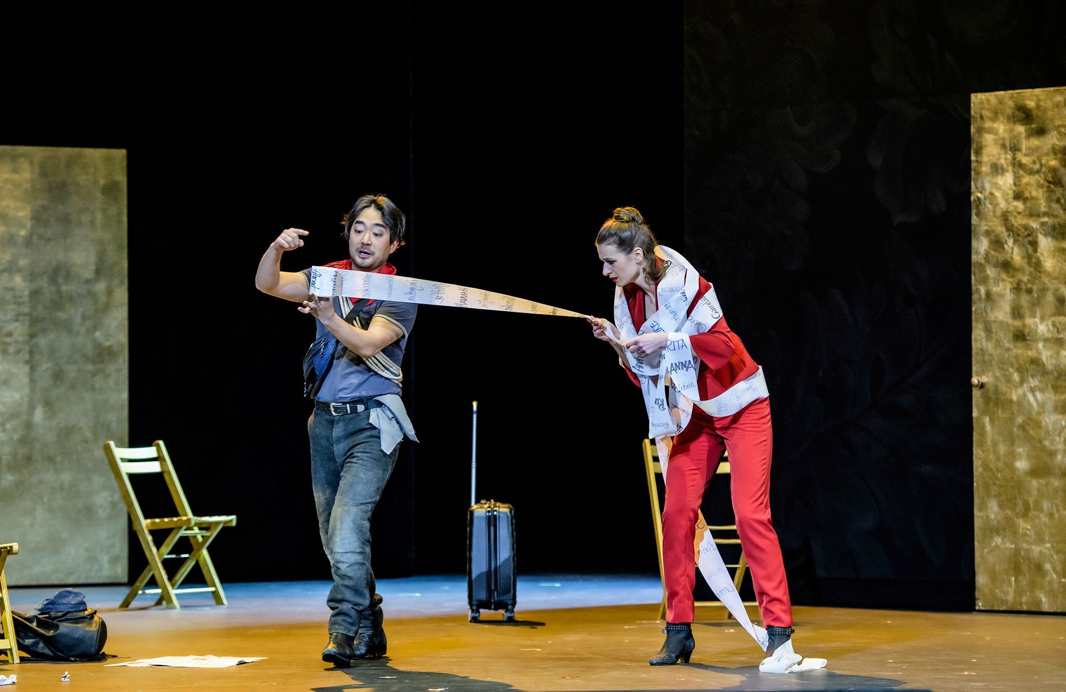 Wonyong Kang (Leporello) und Corinna Scheurle (Donna Elvira) © Bettina Stöß