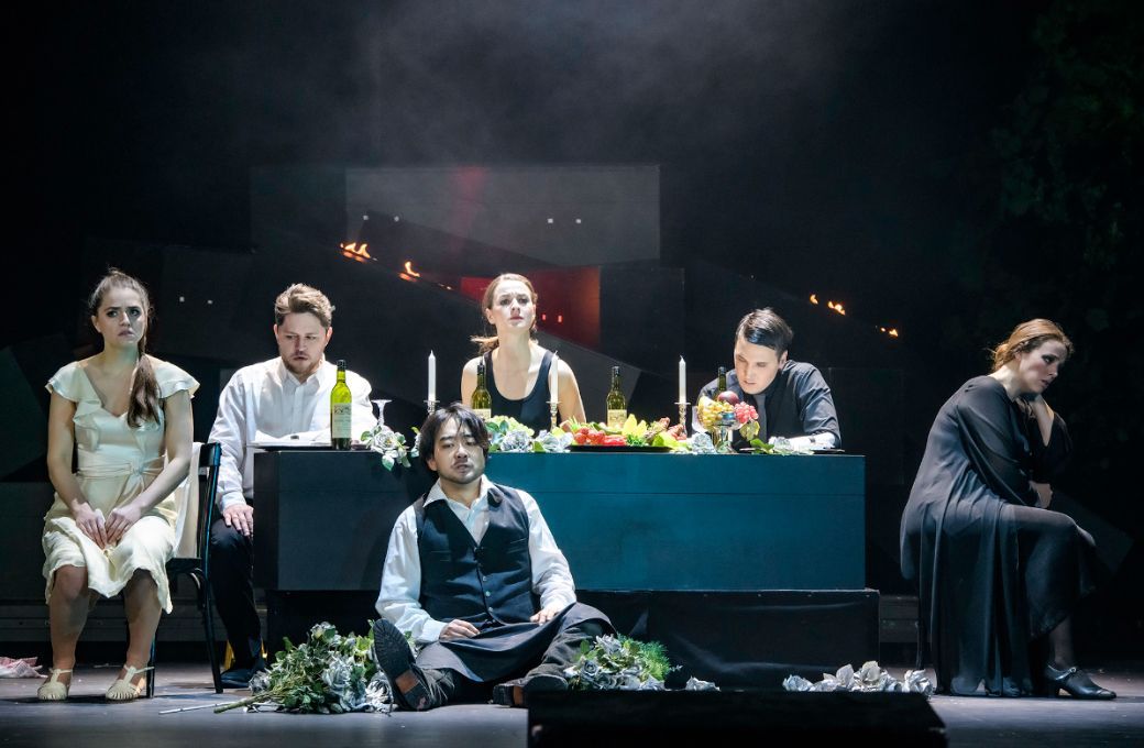 Andromahi Raptis, Demian Matushevskyi, Wonyong Kang, Corinna Scheurle, Sergei Nikolaev, Julia Grüter © Bettina Stöß