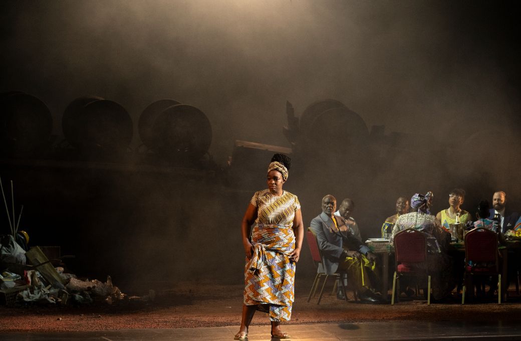 Axelle Fanyo (Mother of the dead child) © Grand Théâtre de Genève | Carole Parodi