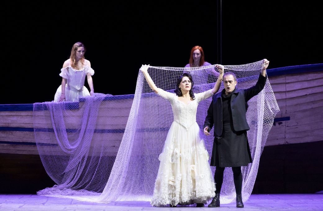 Maria Agresta (Elena) and Piero Pretti (Arrigo) &copy; Luciano Romano