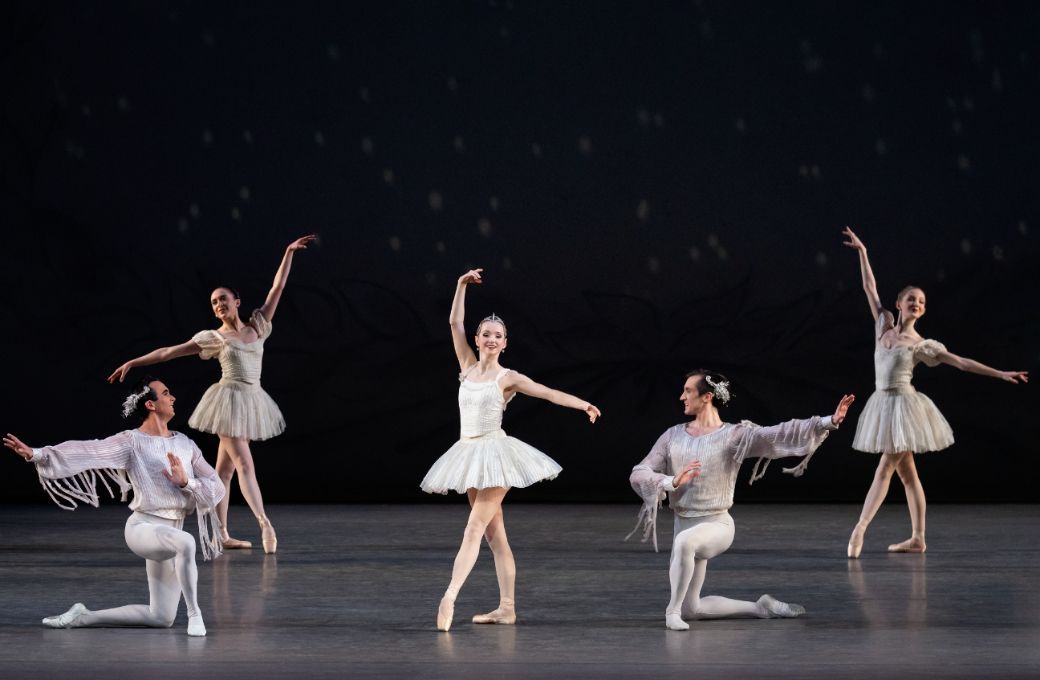 Sebastian Villarini-Vélez, Emma Von Enck, Devin Alberda, NYCB in Jerome Robbins’ <i>The Four Seasons</i> © Erin Baiano
