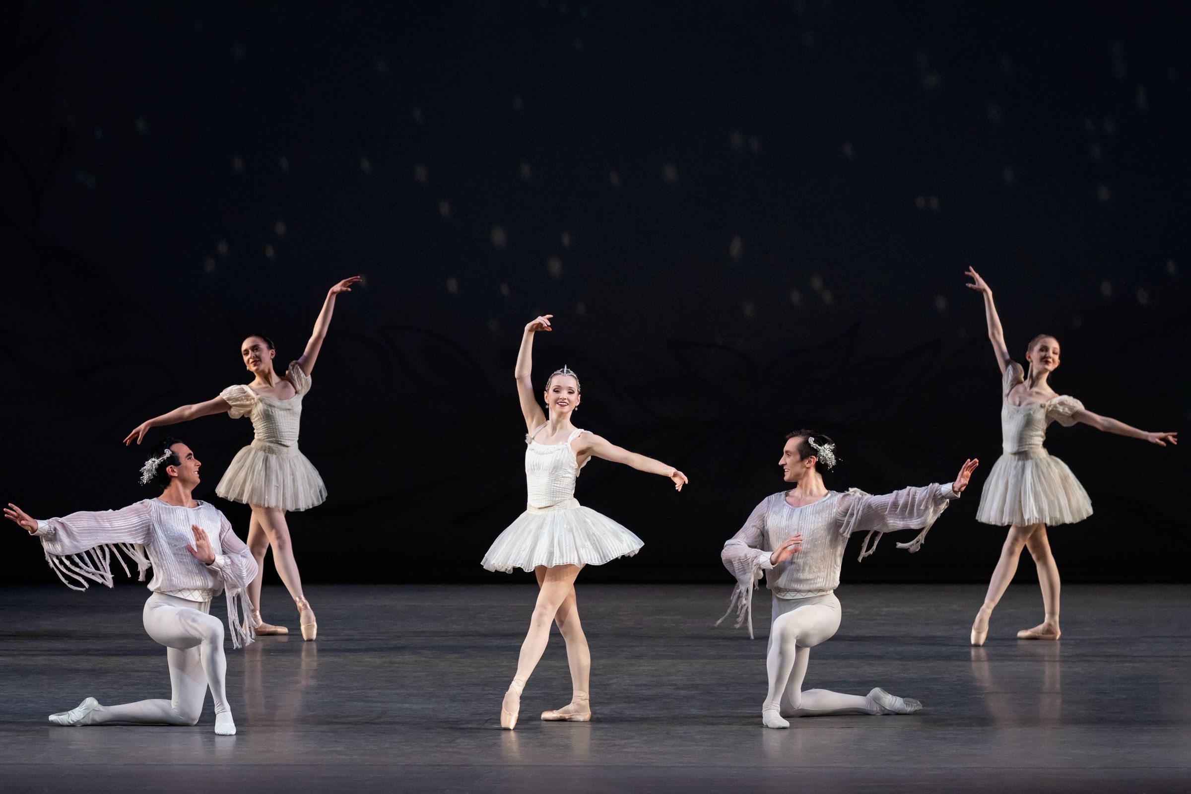 Sebastian Villarini-Vélez, Emma Von Enck, Devin Alberda, NYCB in Jerome Robbins’ <i>The Four Seasons</i> &copy; Erin Baiano