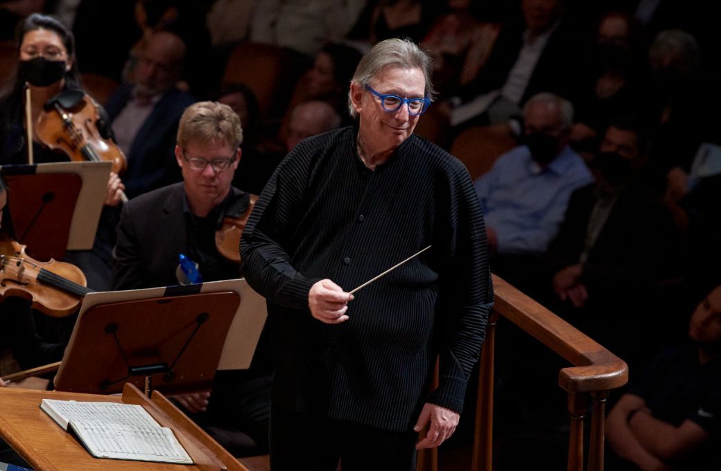 Michael Tilson Thomas conducts the San Francisco Symphony &copy; Stefan Cohen