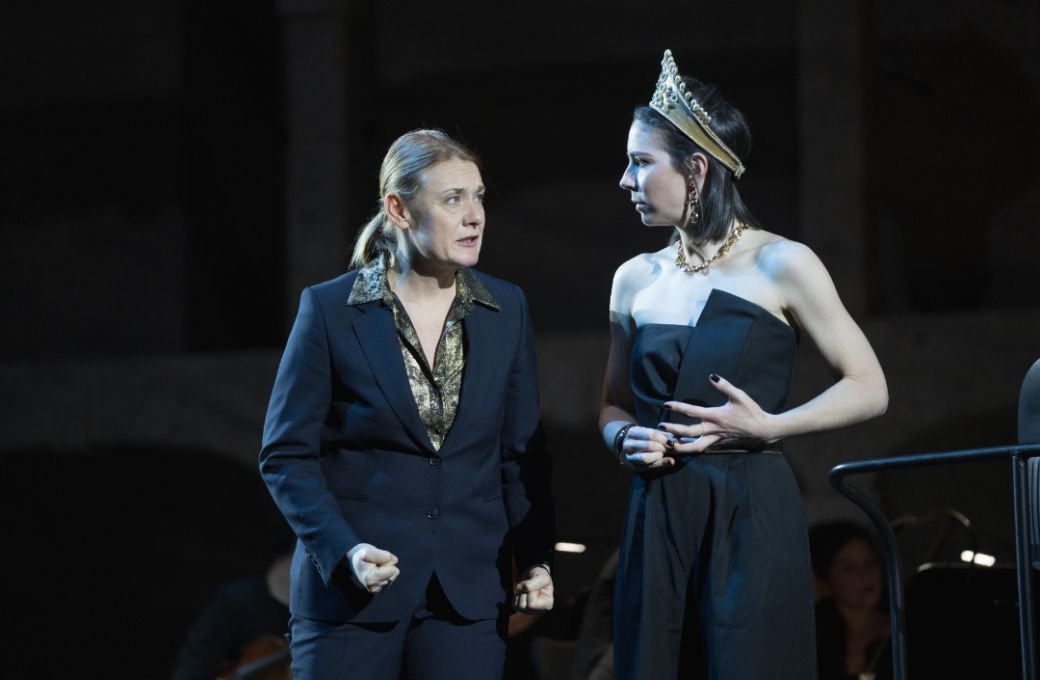 Magdalena Kožen&aacute; (Sesto) and Hanna-Elisabeth M&uuml;ller (Vitellia) &copy; Wolfgang Lienbacher