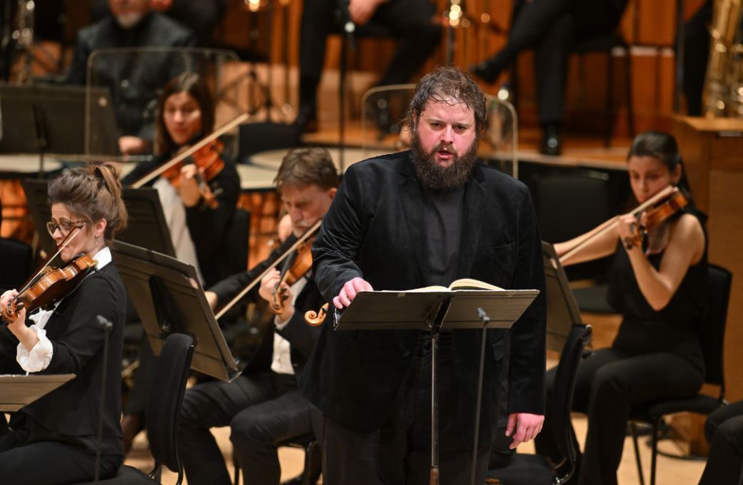 Allan Clayton and the London Symphony Orchestra &copy; LSO | Mark Allan