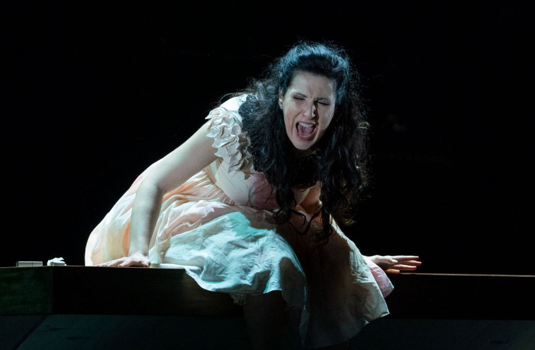 Adela Zaharia (Violetta) &copy; Ben van Duin | Dutch National Opera