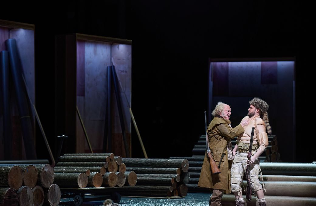 Christopher Purves (Forester) and Alex Halliday (Harašta) © Michael Cooper