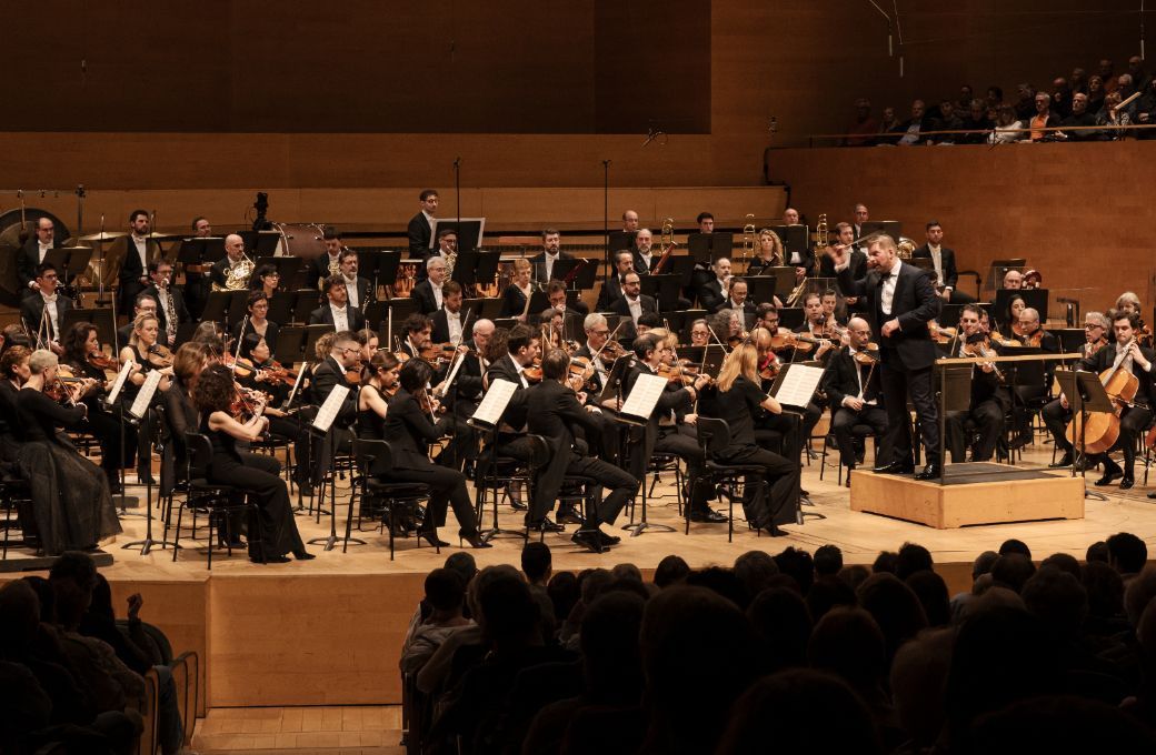 Matthias Pintscher en L'Auditori durante el concierto con la OBC © May Zircus | L'Auditori