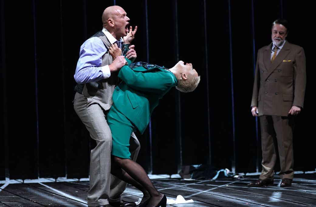 Bo Skovhus (Rey Lear), &Aacute;ngeles Blancas (Goneril), Michael Colvin (Duque de Cornualles) &copy; Javier del Real | Teatro Real