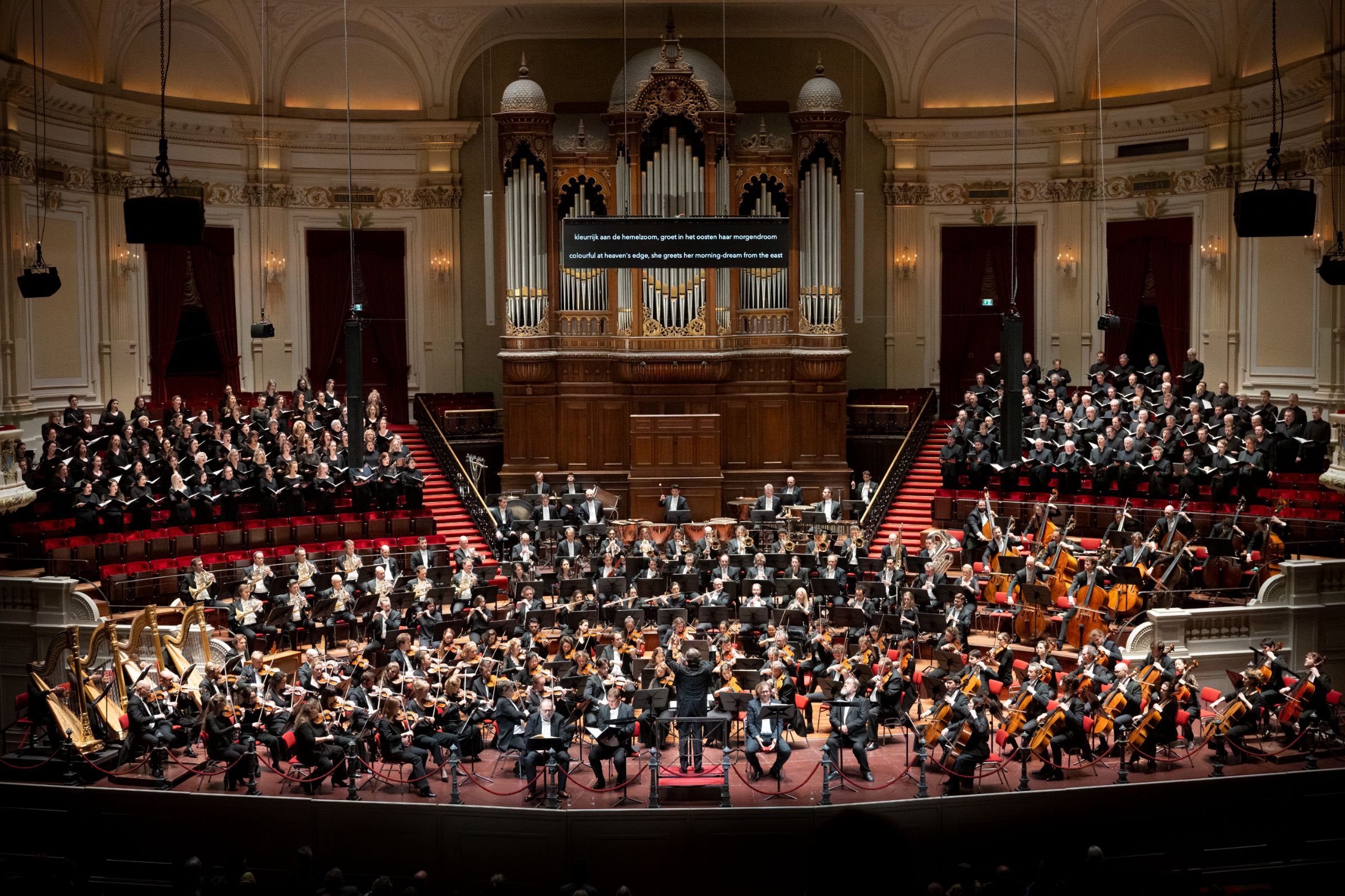 Riccardo Chailly dirigiert Arnold Schönbergs <i>Gurre-Lieder</i> &copy; Simon Van Boxtel