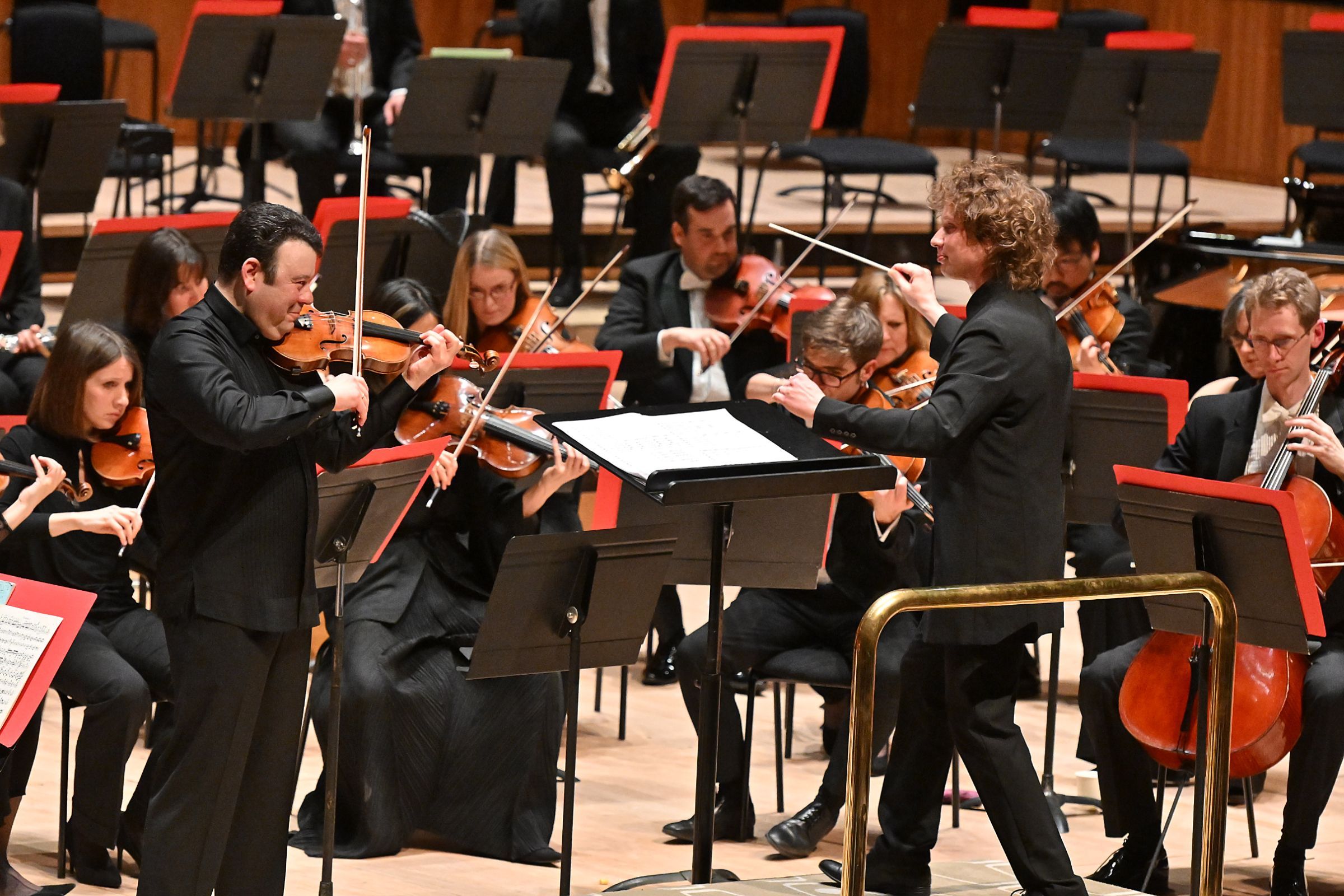 Vadim Gluzman and the Philharmonia &copy; Philharmonia Orchestra | Mark Allan