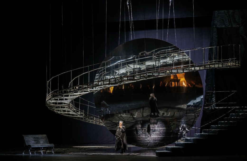 <i>Rusalka</i> &copy; Attila Nagy | Hungarian State Opera