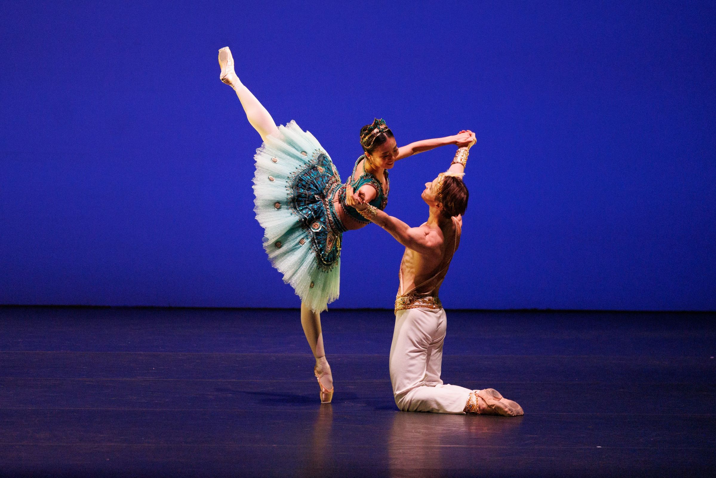 Shiori Kase and Daniil Simkin in <i>Le Corsaire</i> &copy; Ryan Browne