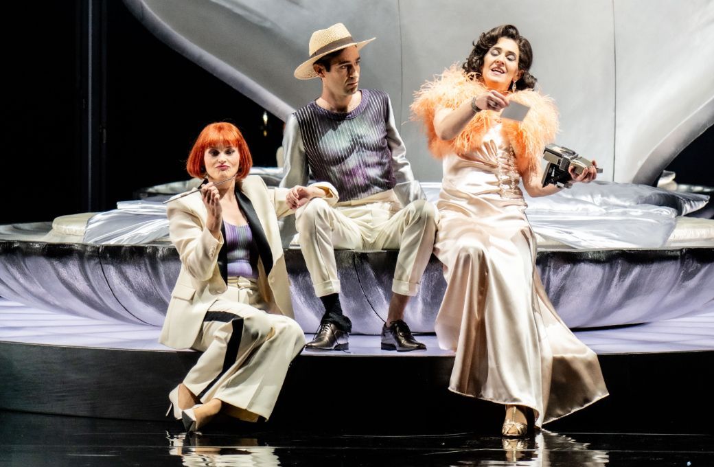 Alison Scherzer, Daniel Arnaldos and Laura Bohn (Duchess) &copy; Marco Borggreve