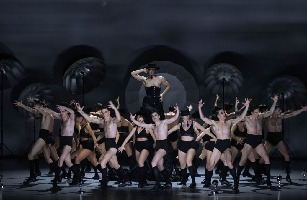 Spanish National Ballet in Marcos Morau's <i>Afanador</i> © Javier del Real