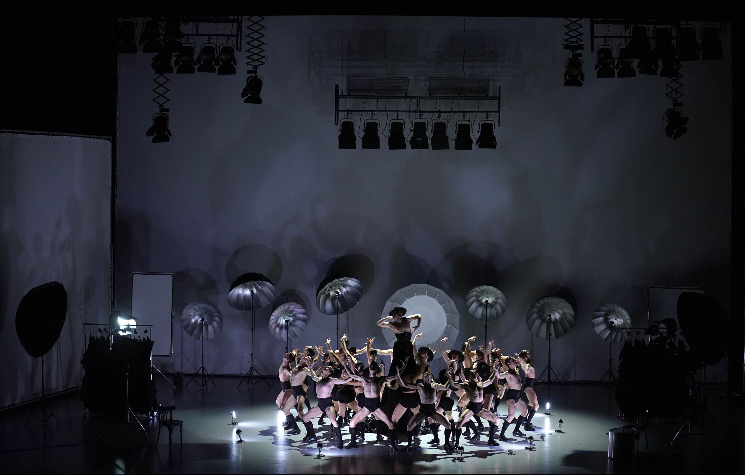 Spanish National Ballet in Marcos Morau's <i>Afanador</i> &copy; Javier del Real