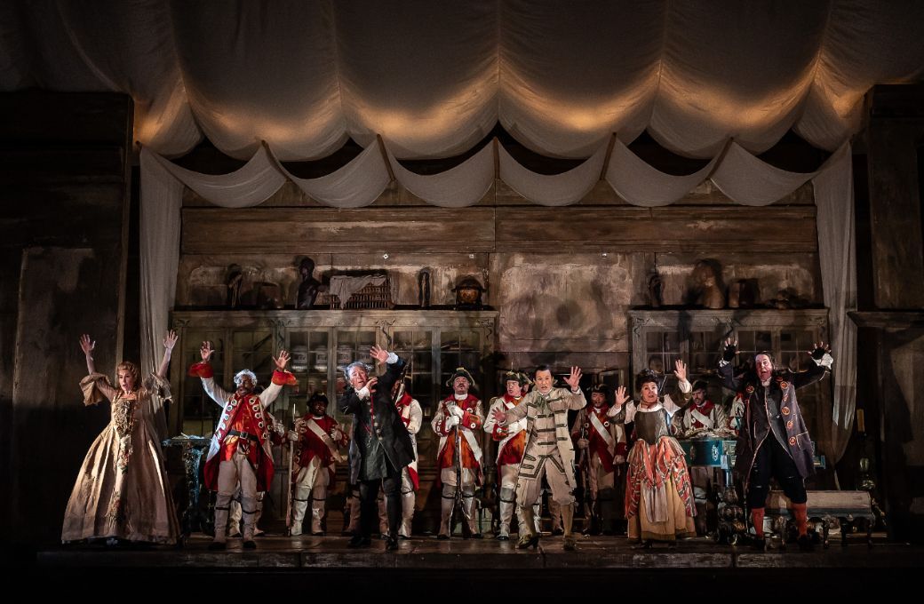 <i>The Barber of Seville</i>, Act 1 finale &copy; Clive Barda