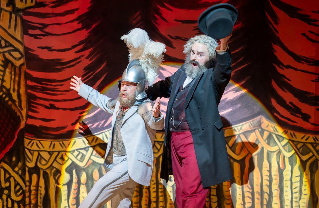 Alasdair Elliott (Friedrich Engels) and Roland Wood (Karl Marx) © James Glossop