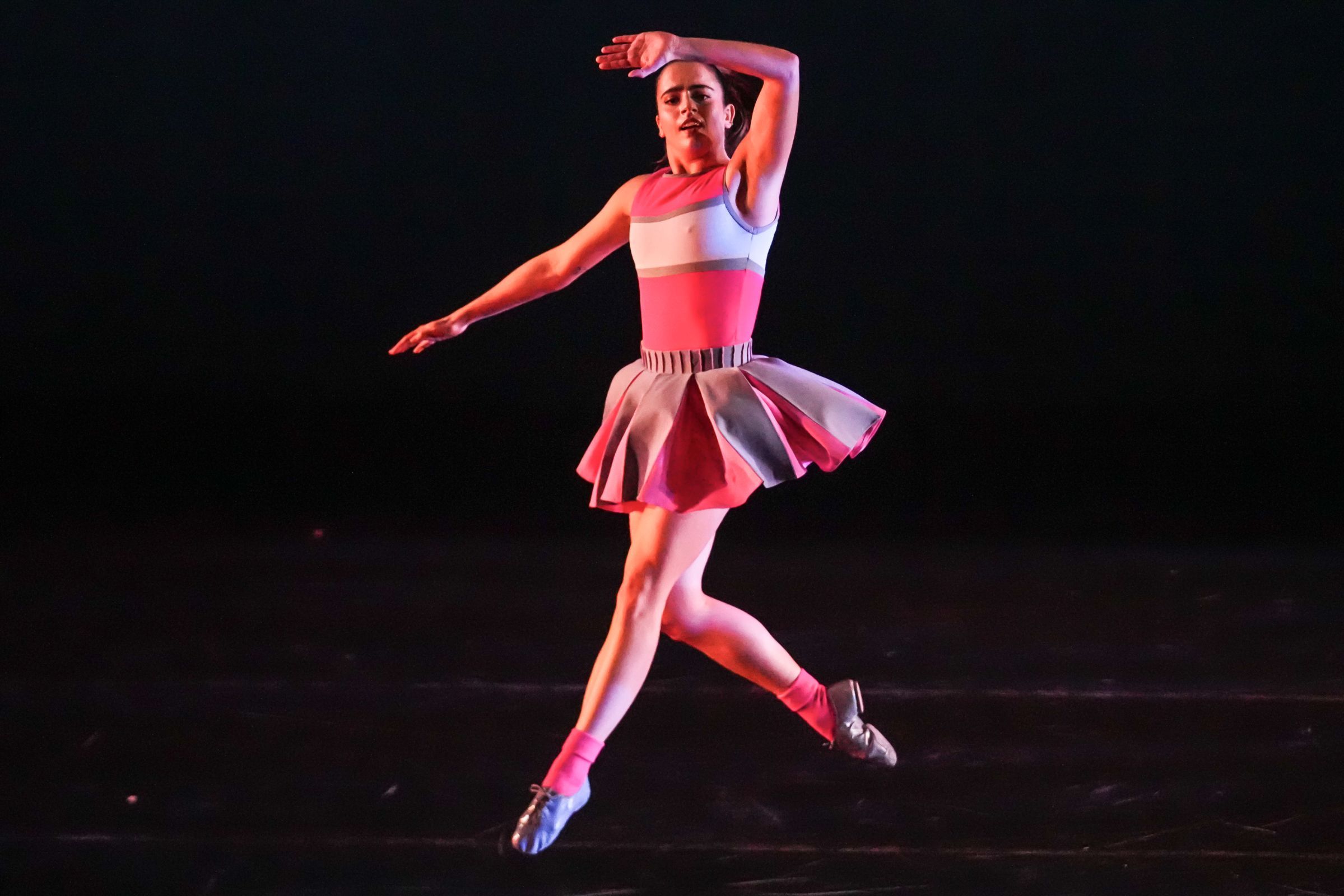 Daisy Jacobson in Twyla Tharp's <i>Ocean's Motion</i> &copy; Steven Pisano