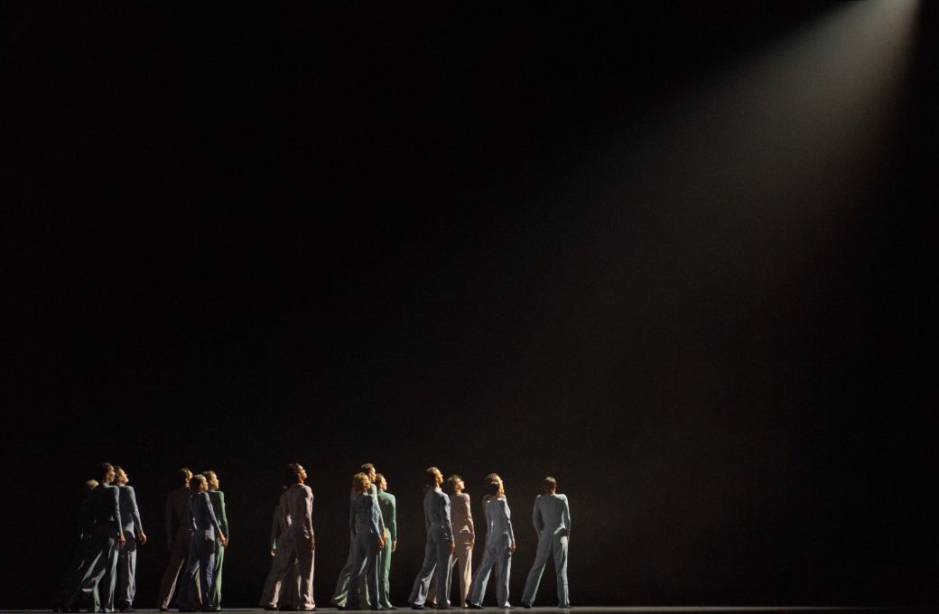 The Royal Ballet in Joshua Junker's <i>Never Known</i> &copy; Andrej Uspenski