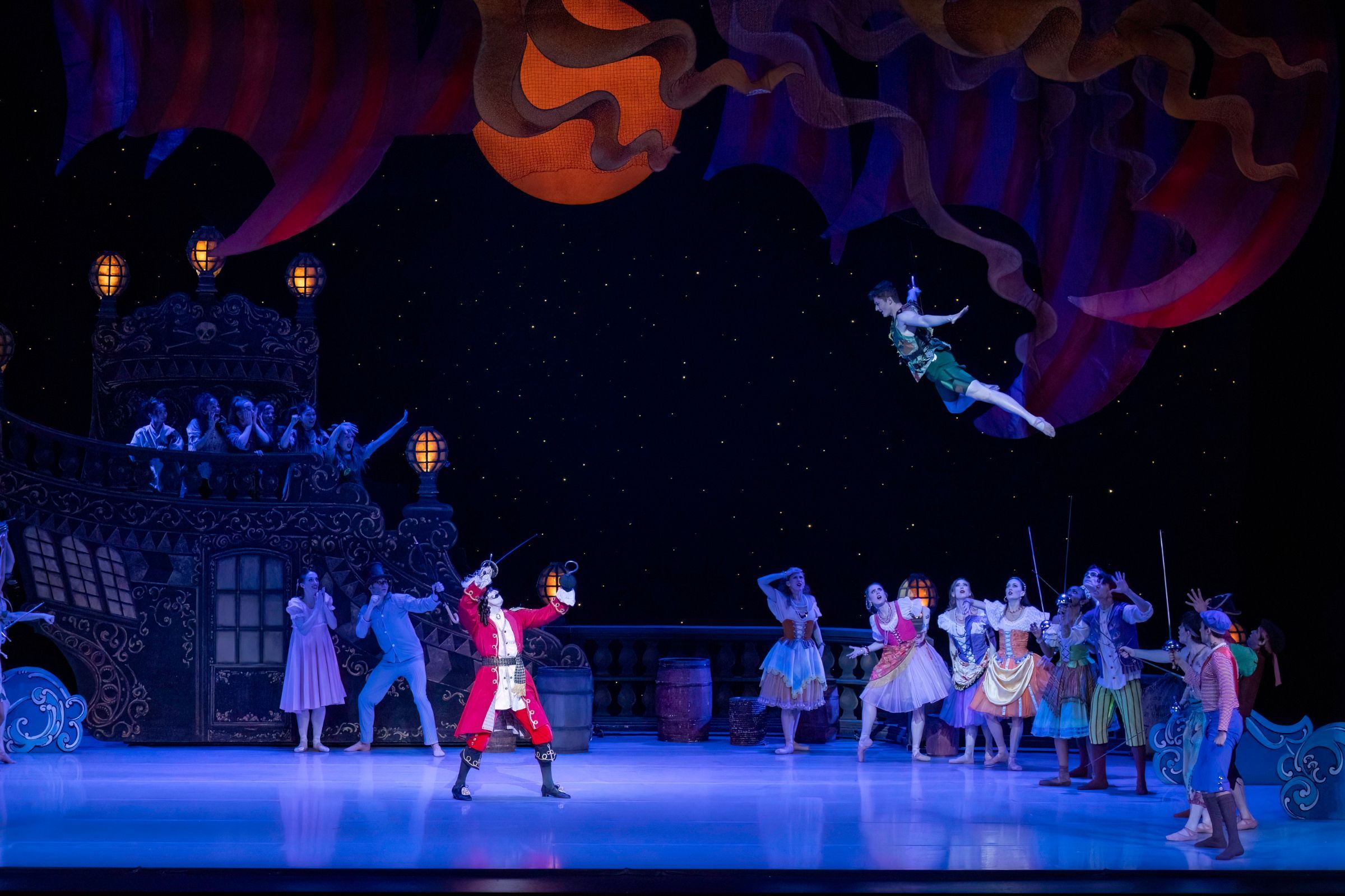Kansas City Ballet in Devon Carney's <i>Peter Pan</i> © KCBalletMedia