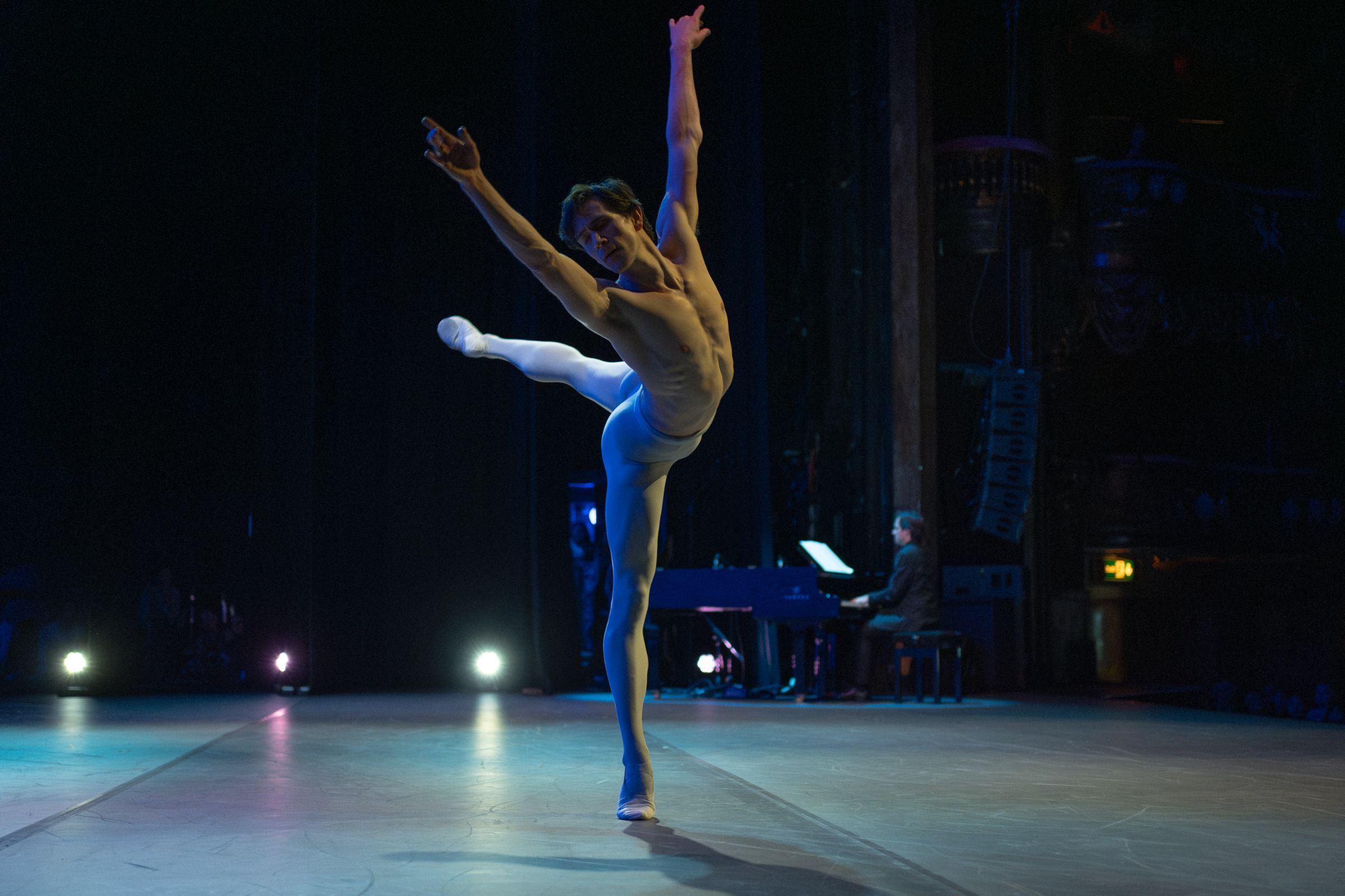 William Bracewell in Andrew McNicol's <i>Preliwd</i> &copy; Andrej Uspensky