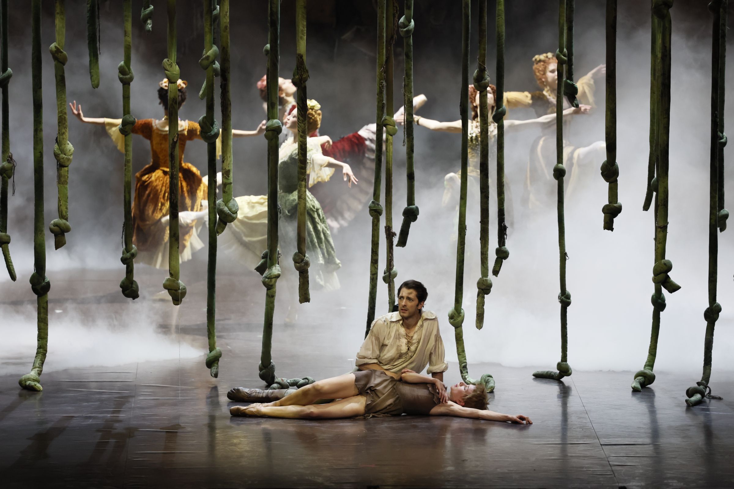 Myriam Ould-Braham as Manon and Mathieu Ganio as Des Grieux in MacMillan's <i>Manon</i> &copy; Hidemi Seto
