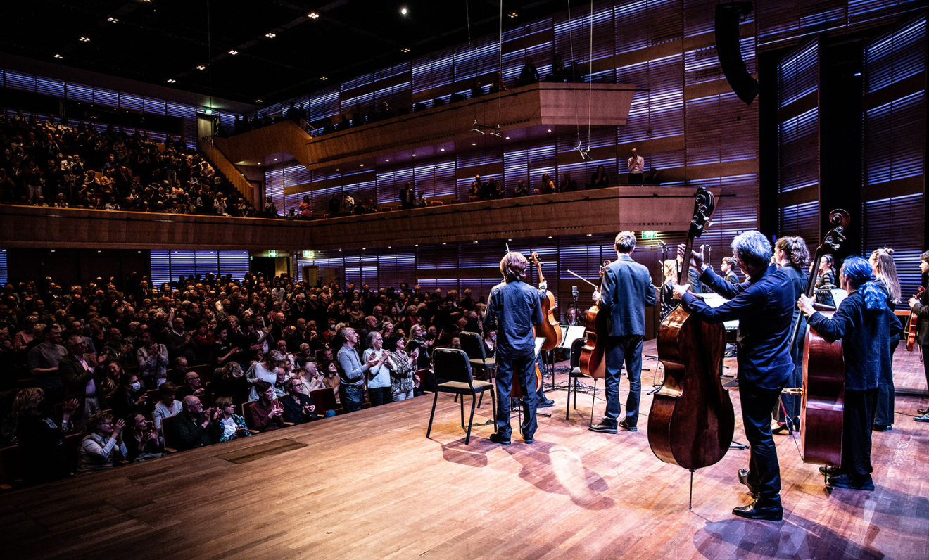 Muziekgebouw 1 &copy; Melle Meivo