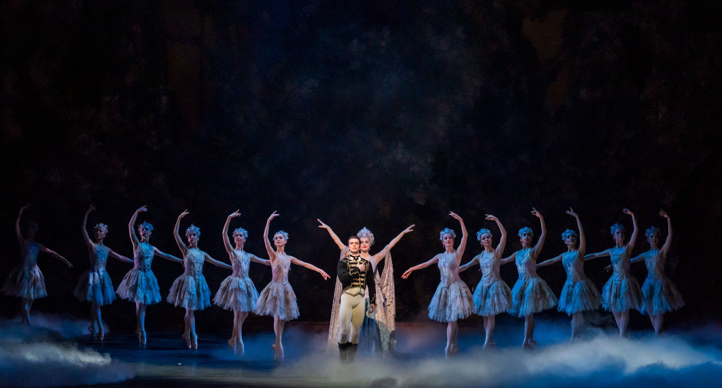 Lachlan Monaghan as Prince Florimund and Eilis Small as the Lilac Fairy in <i>The Sleeping Beauty</i> &copy; Tristram Kenton