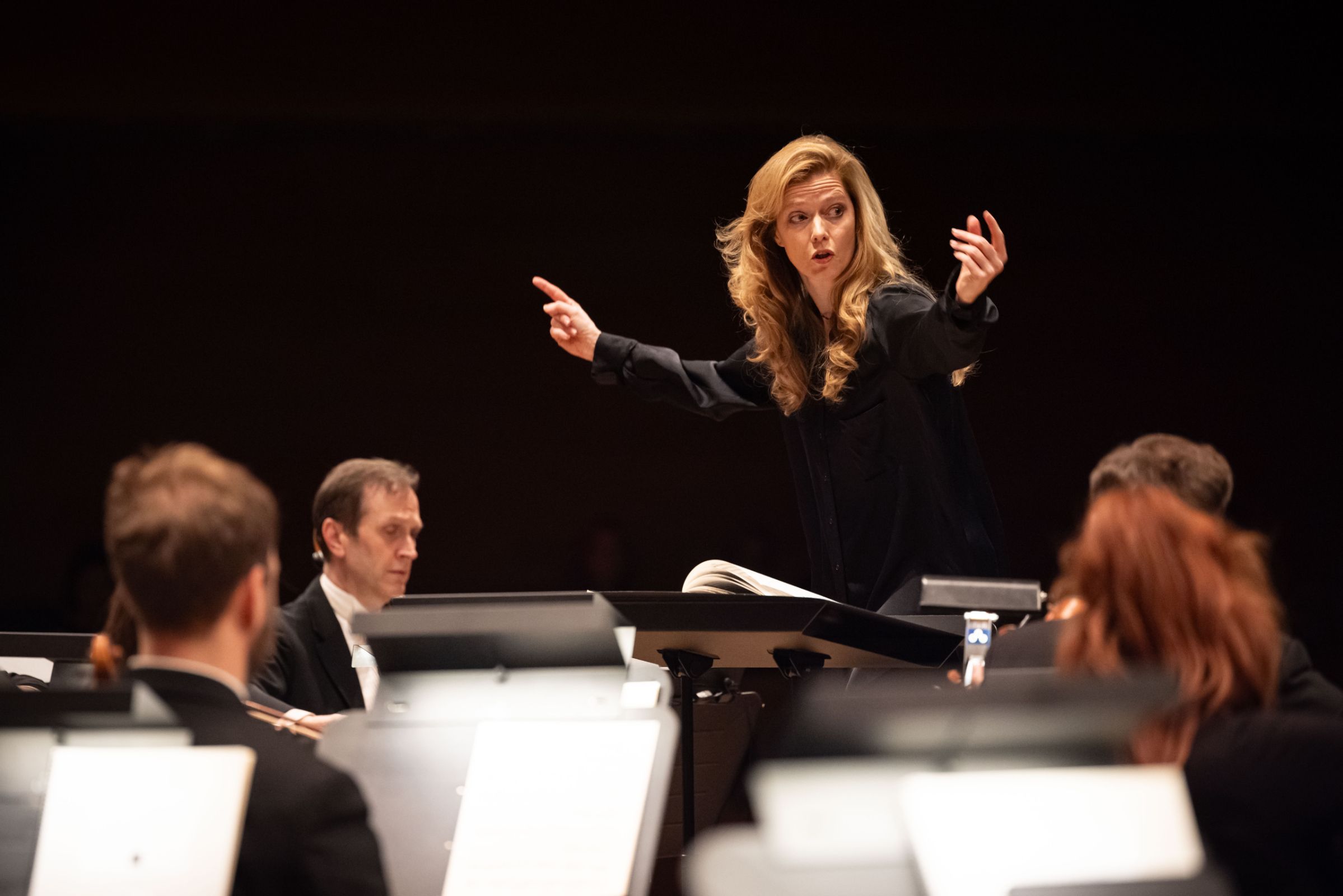 Barbara Hannigan conducts the Orchestre symphonique de Montréal &copy; Antoine Saito