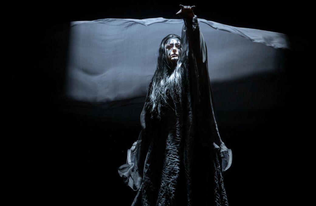 Alla Pozniak (Ulrica) &copy; Andrea Macchia | Teatro regio di Torino