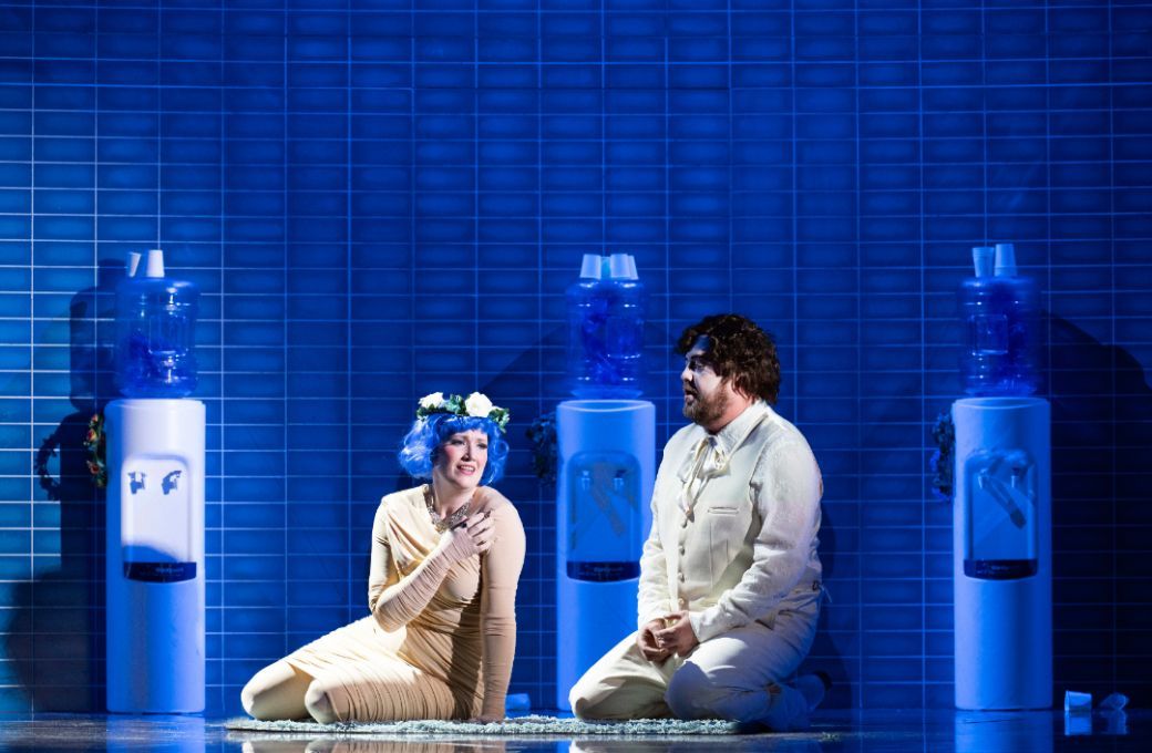 Jenny Stafford (Manon) and Gareth Dafydd Morris (Des Grieux) &copy; Richard Hubert Smith