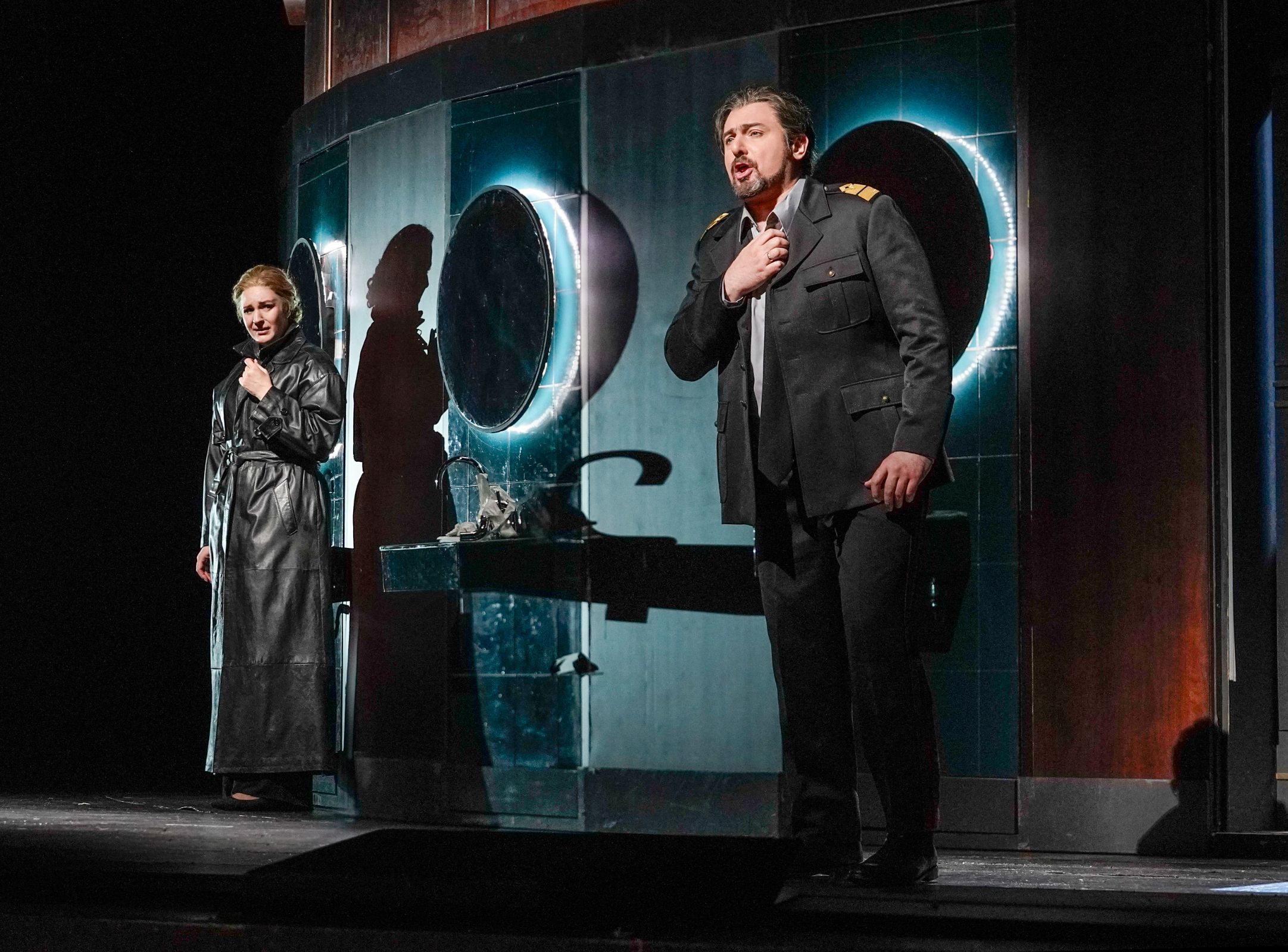 Lise Davidsen (Leonora) and Igor Golovatenko (Don Carlo) &copy; Karen Almond | Met Opera