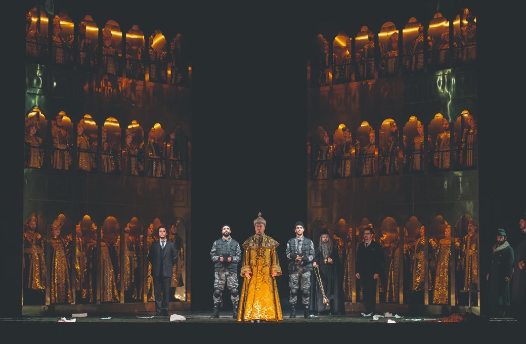 <i>Boris Godounov</i> au Th&eacute;&acirc;tre des Champs-&Eacute;lys&eacute;es &copy; Mirco Magliocca