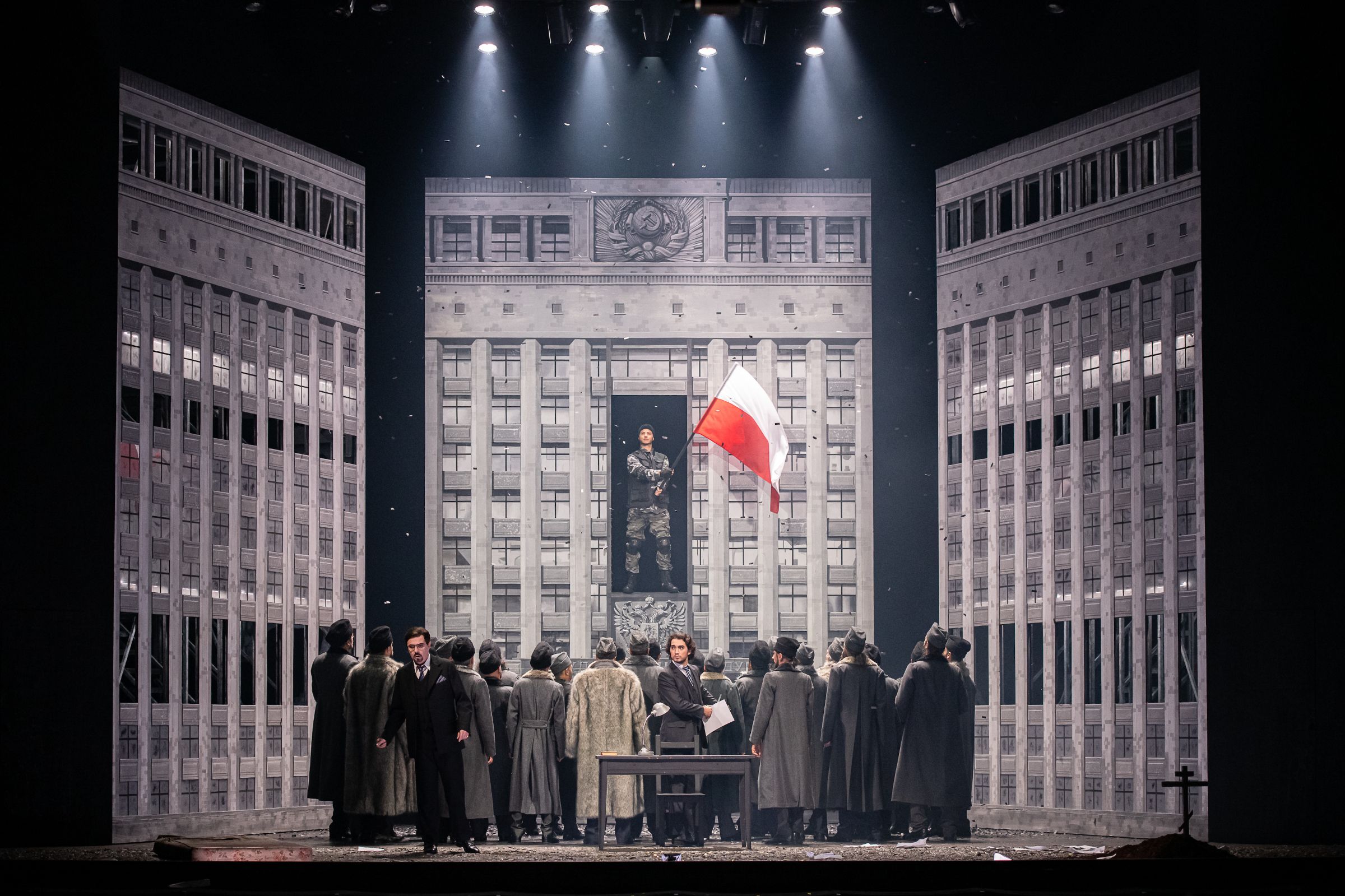 <i>Boris Godounov</i> au Théâtre des Champs-Élysées &copy; Mirco Magliocca