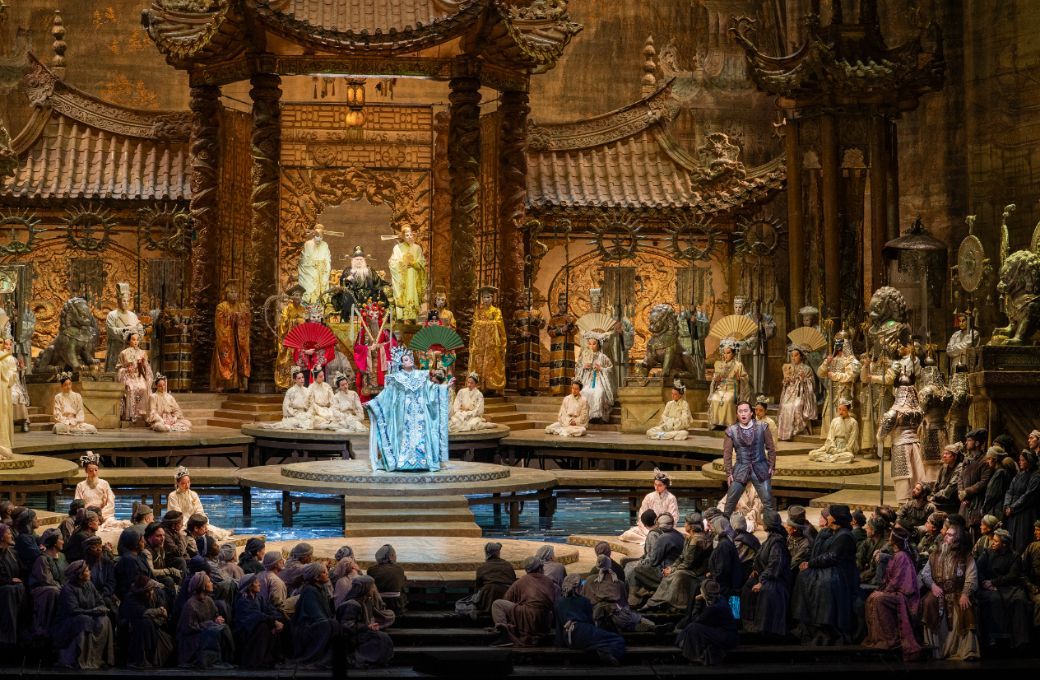 Franco Zeffirelli's production of <i>Turandot</i> &copy; Karen Almond | Met Opera