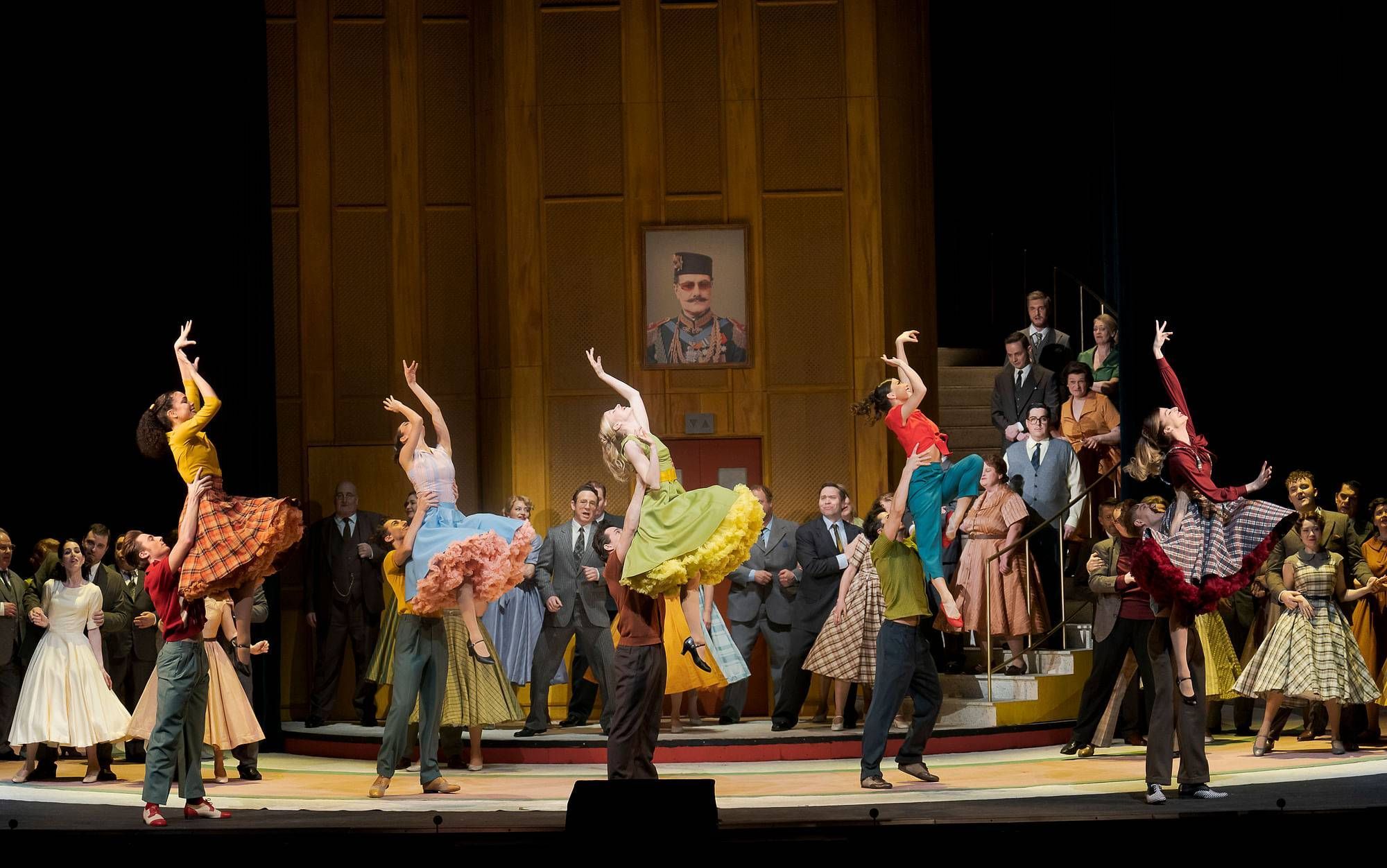 <i>Die lustige Witwe</i> &copy; Werner Kmetitsch | Volksoper Wien