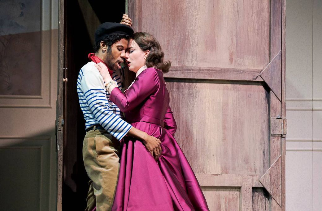 Aaron-Casey Gould (Camille de Rosillon) und Hedwig Ritter (Valencienne) &copy; Werner Kmetitsch | Volksoper Wien