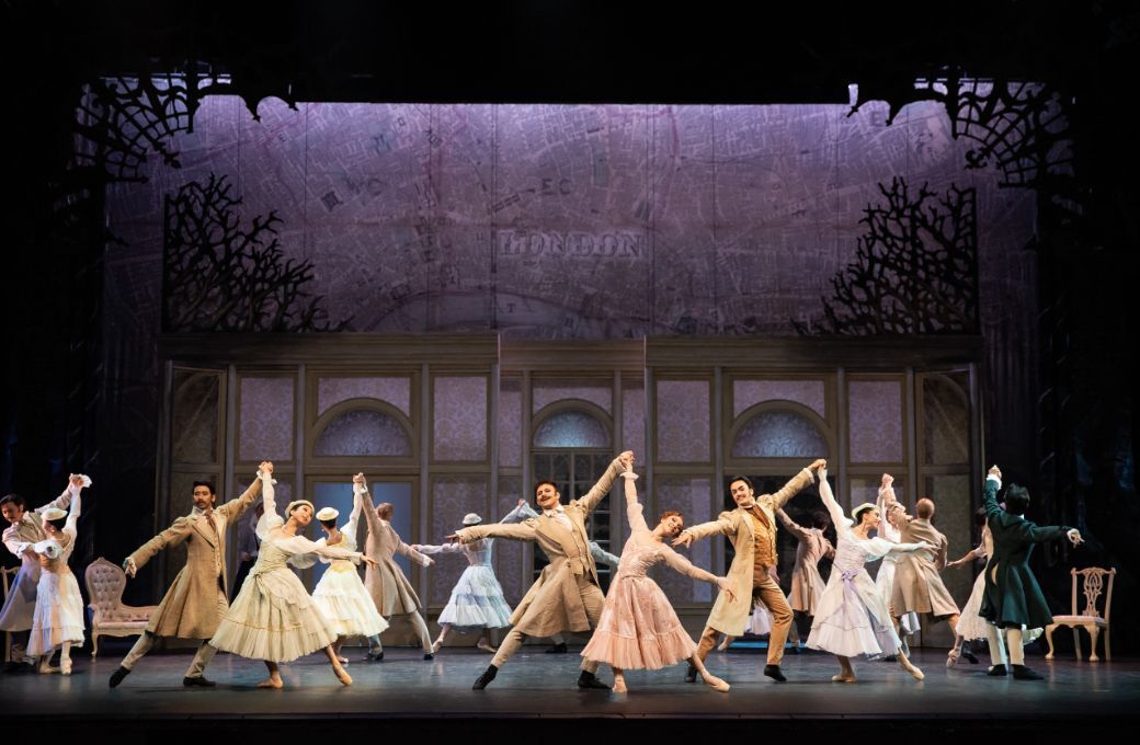 Finnish National Ballet in Krzysztof Pastor's <i>Dracula</i> &copy; Roosa Oksaharju